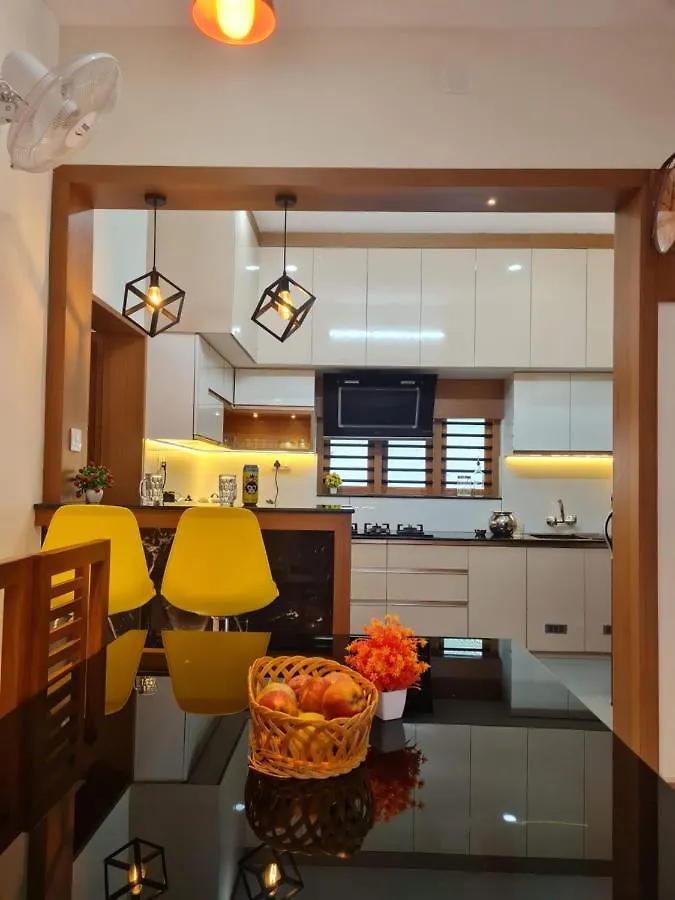 Milaano Orchids, Service Villa, Kammana Mananthavady contacts